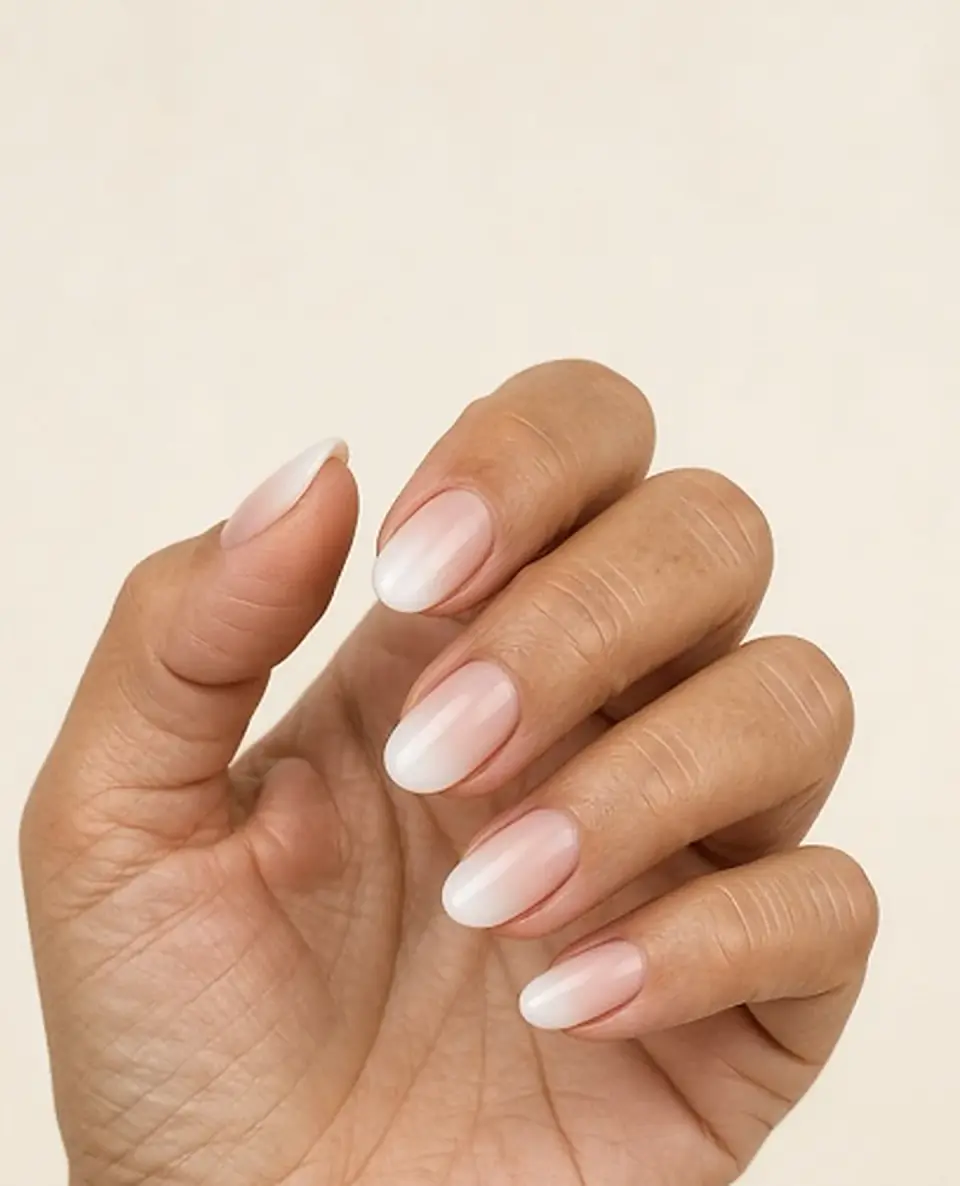 Uñas baby boomer. Vista previa, simulación.